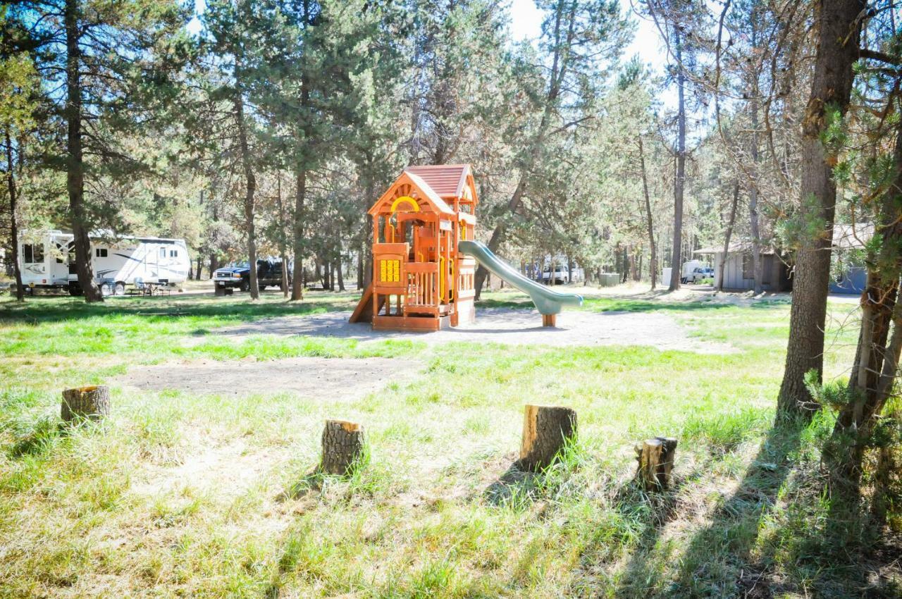 Bend-Sunriver Camping Resort Wheelchair Accessible Yurt 13 Exterior foto